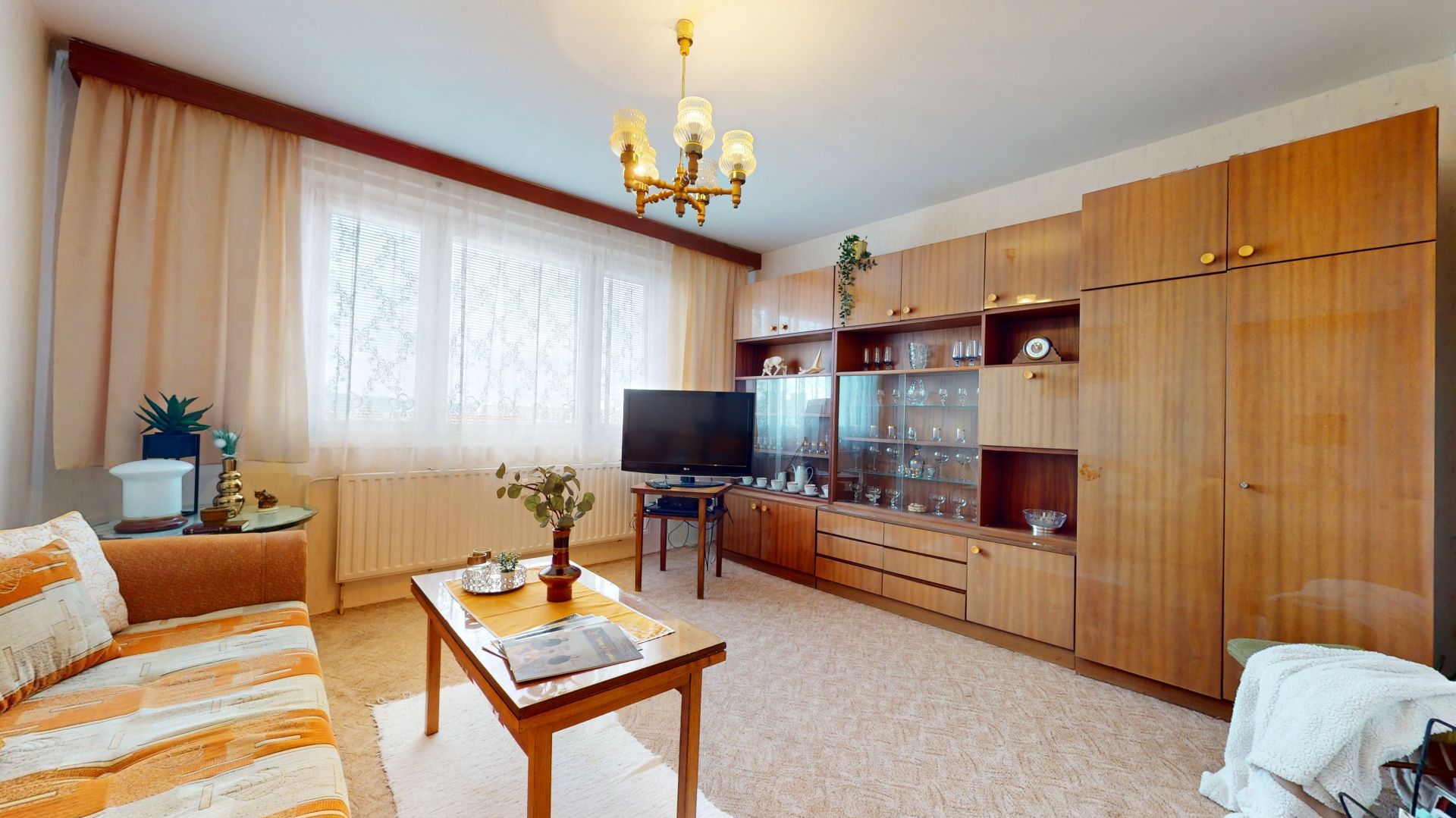 PREDANÉ - 3 izbový byt ul Holíčska Bratislava - Petržalka